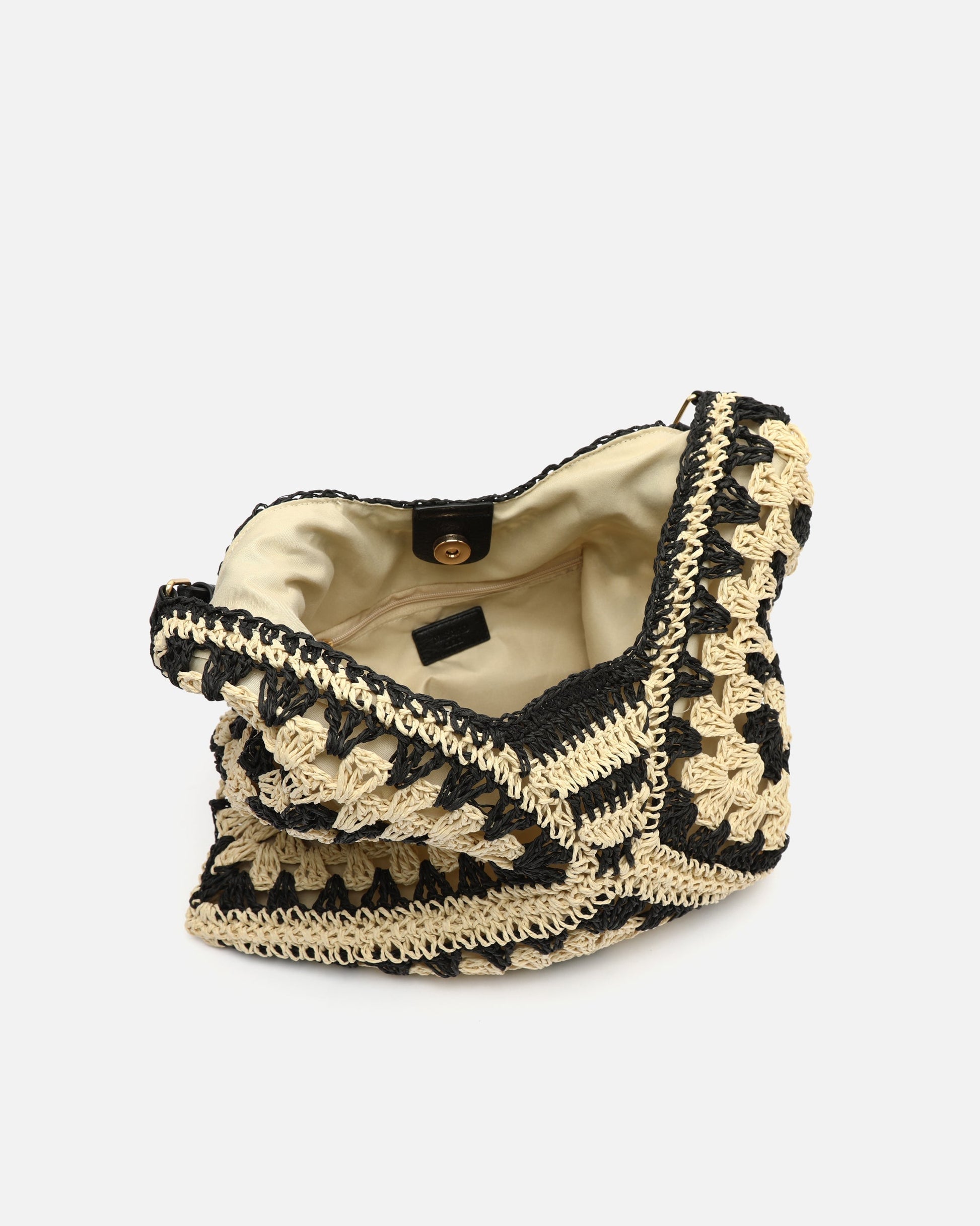 NIDO Bolso Hobo detalle cierre imantado con lengüeta — Loopy Wear
