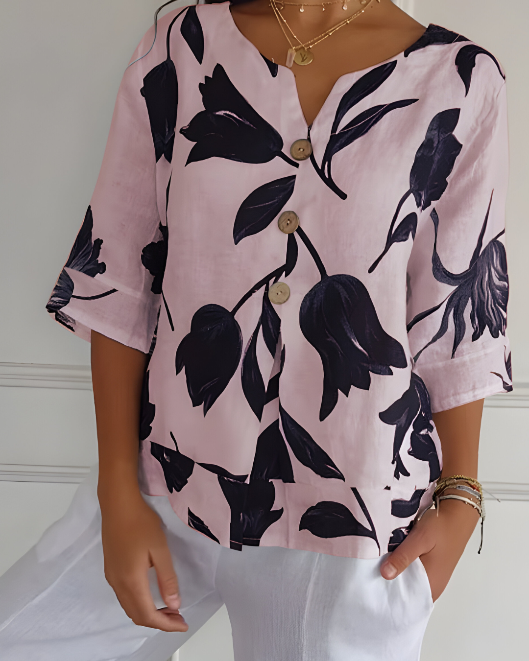 ISALIE | Blusa Cuello V de Primavera