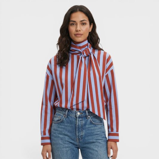 Camisa Rayas Lazo Cuello – Estilo Femenino y Elegante
