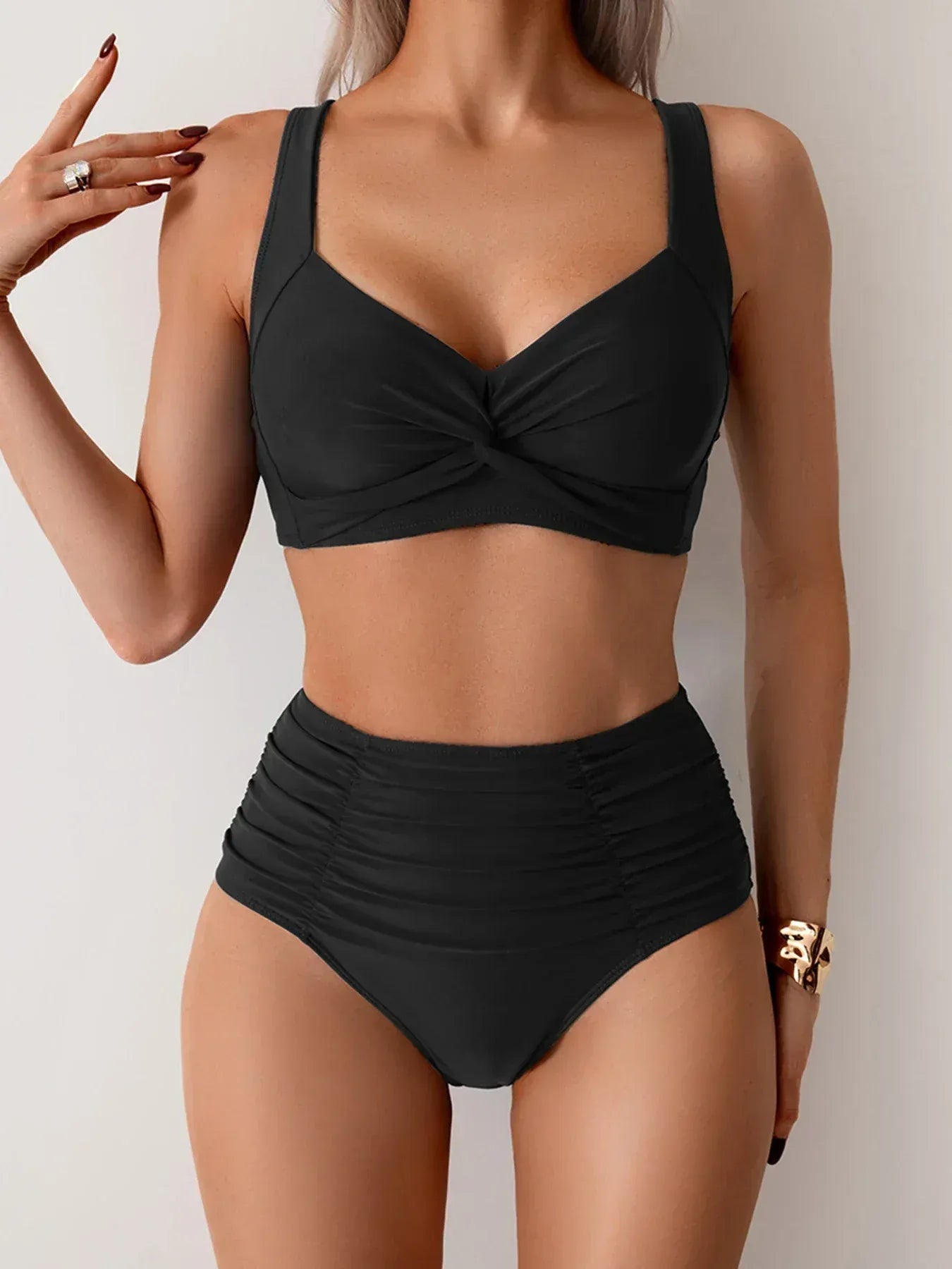 VENUS Bikini Moldeador Cintura Alta color Noche Negro vista frontal — Loopy Wear