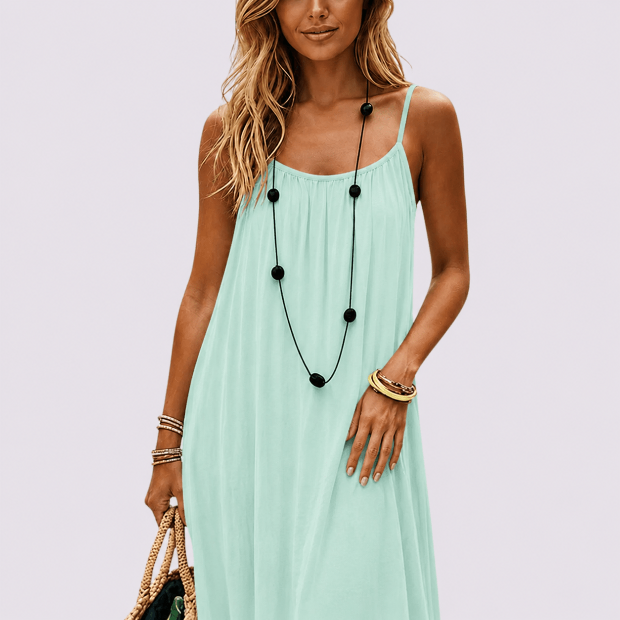 ESPALDA | Vestido con Detalle de Espalda Descubierta Ajustable